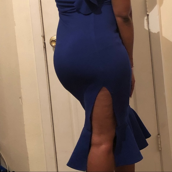 Dress - Picture 2 of 2